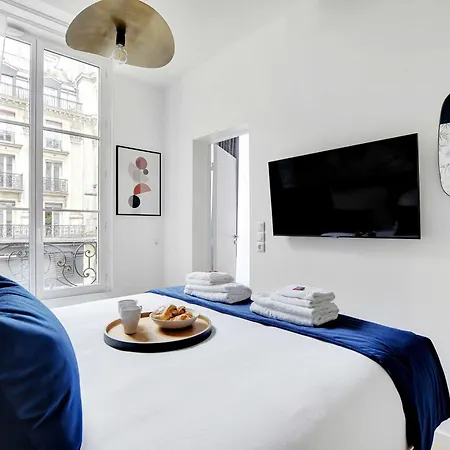 Modern - 2br-6p - In Heart Of Le Marais * Parijs
